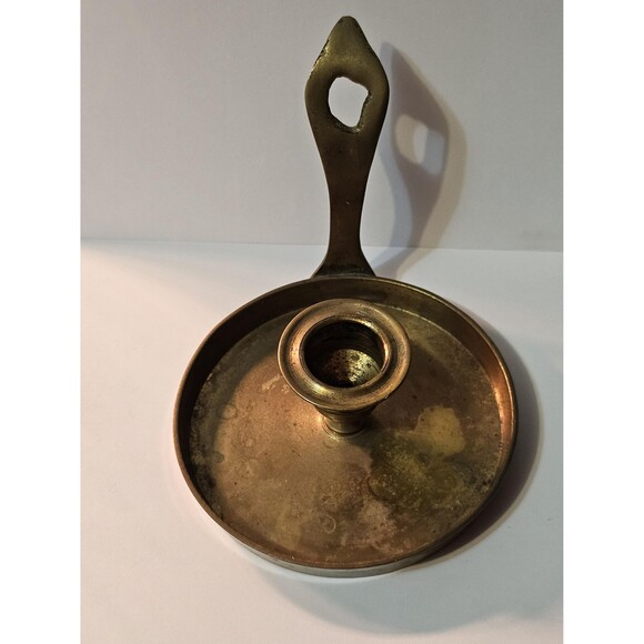 Vintage Collectible Brass Candlestick Holder with Handle - Small Antique Candle - Picture 3 of 6